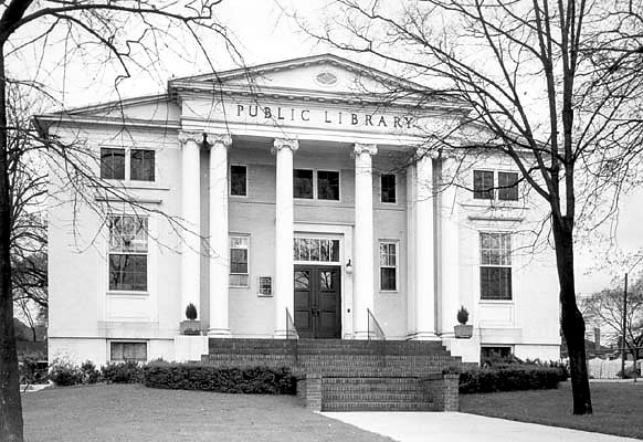 311 East Main Street Second Public Library Open Durham The Library In 1940 Looking North Northeast Courtesy Durham County