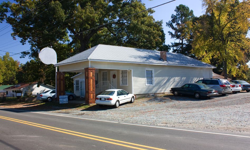 REG TILLEY'S STORE 1500 BAHAMA ROAD Open Durham