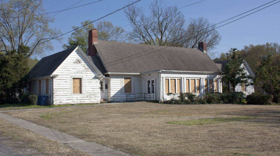 FOREST HILLS CLUBHOUSE Open Durham