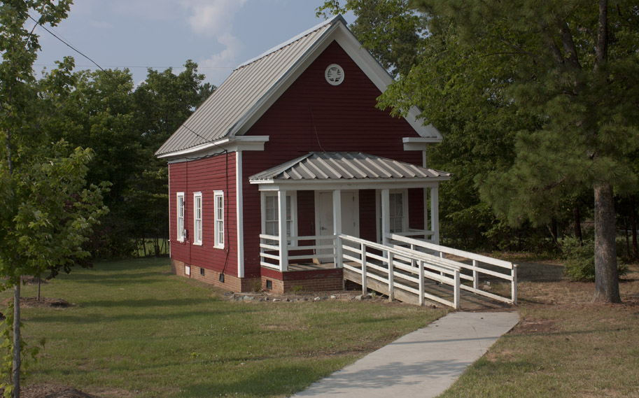 Lowe's Sheds and Garages