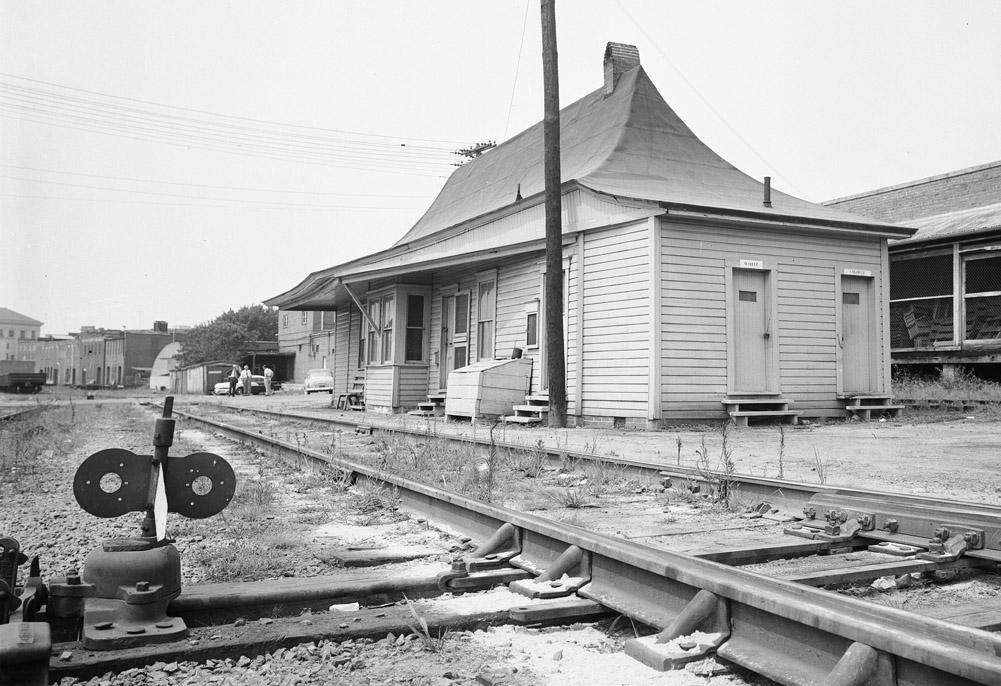 SEABOARD AIR LINE / NORFOLK SOUTHERN RAILROAD STATION Open Durham