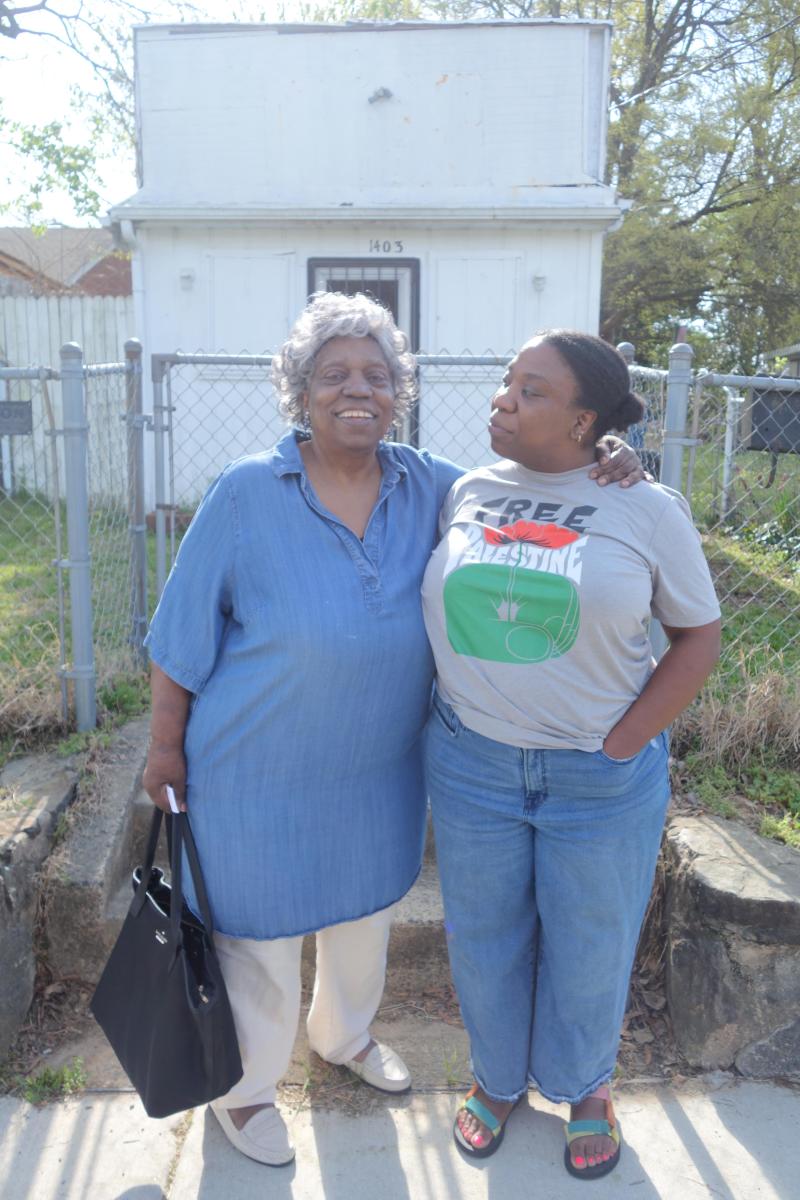 Brenda Burnette and daughter Amber