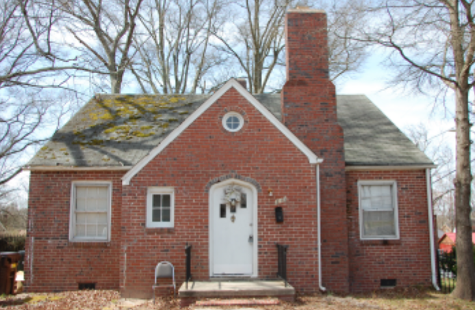 Front view of 315 N Maple; 2020, facing west