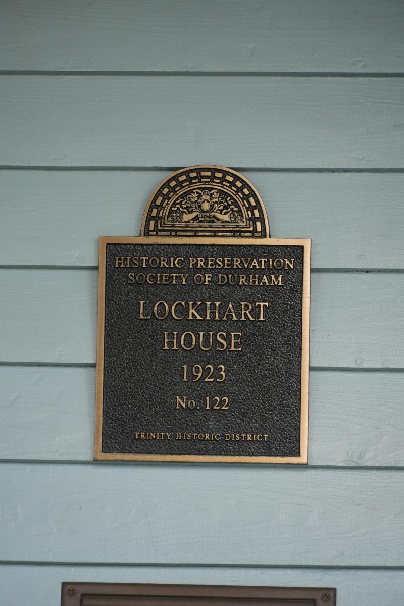 Picture of Preservation Durham Plaque on the Lockhart House