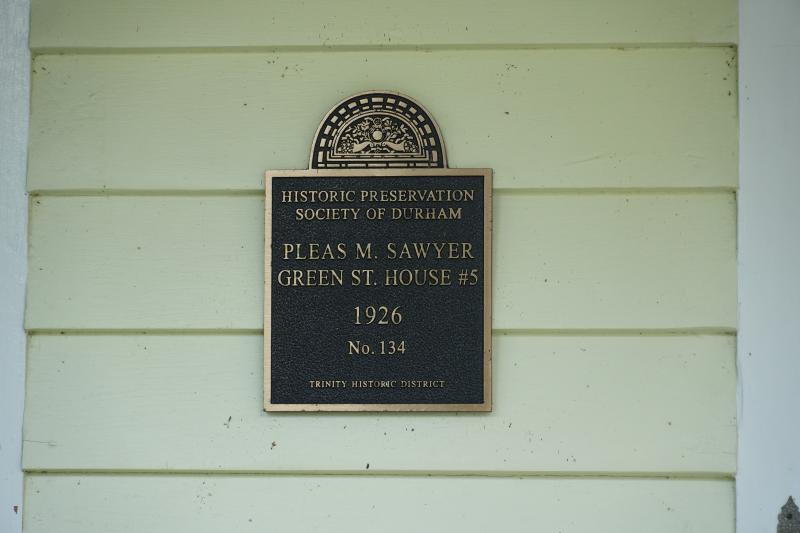 Picture of Preservation Durham Plaque on the Pleas M. Sawyer House #5