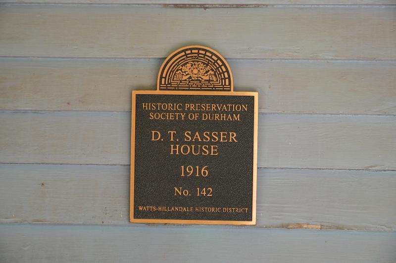 Picture of Preservation Durham Plaque on the D.T. Sasser House