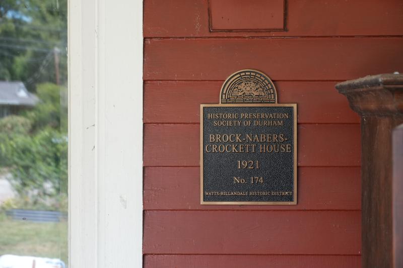 Picture of Preservation Durham Plaque on the Brock-Nabers-Crockett-House