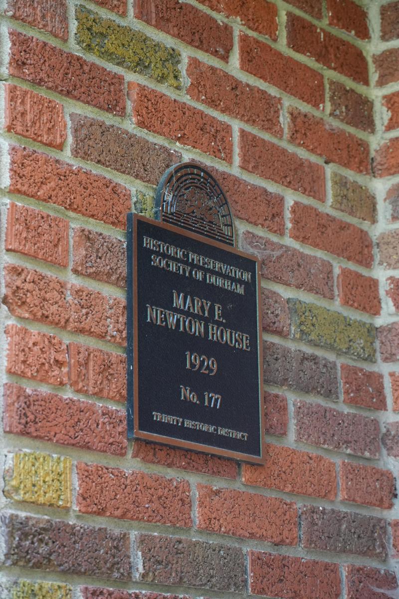 Picture of Preservation Durham Plaque on the Mary E. Newton House