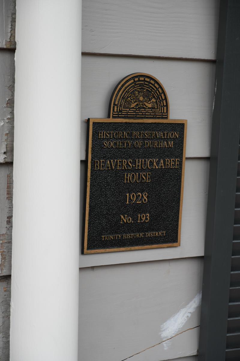 Picture of Preservation Durham Plaque on the Beavers-Huckabee House