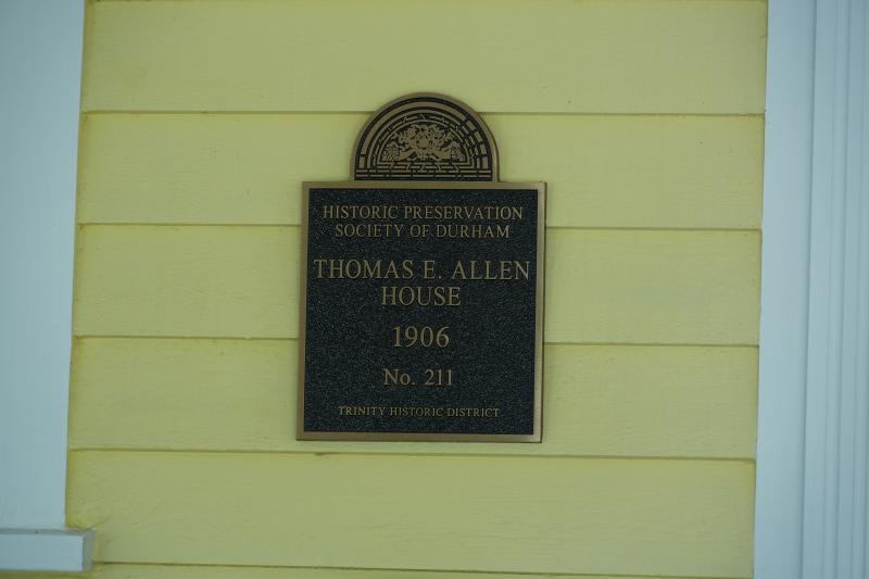 Picture of Preservation Durham Plaque on the Thomas E. Allen House