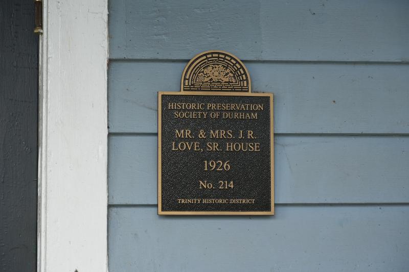 Picture of Preservation Durham Plaque on the Mr. and Mrs. J.R. Love, Sr. House