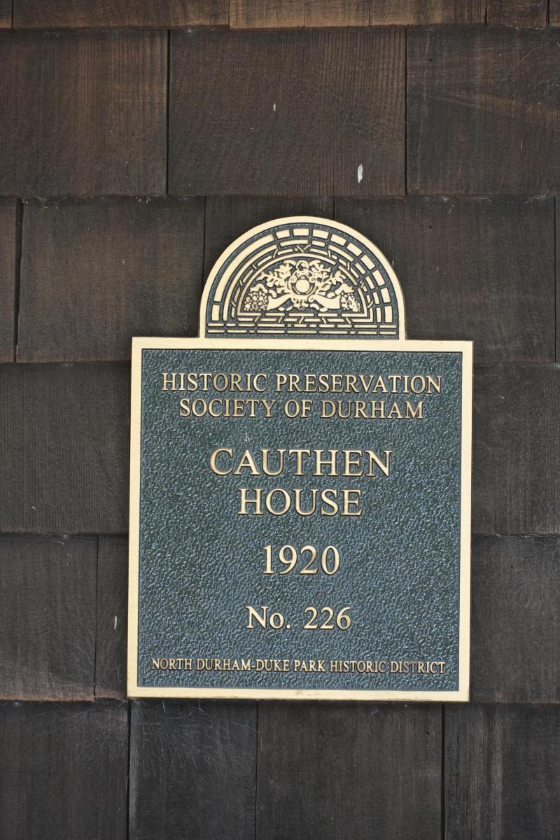 Picture of Preservation Durham Plaque on the Cauthen House