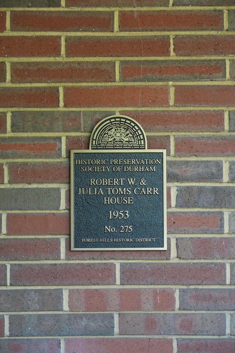 Picture of Preservation Durham Plaque on the Robert W. & Julia Toms Carr House