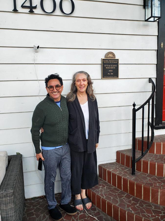 Picture of Preservation Durham Plaque on the Otto & Gladys Moss House