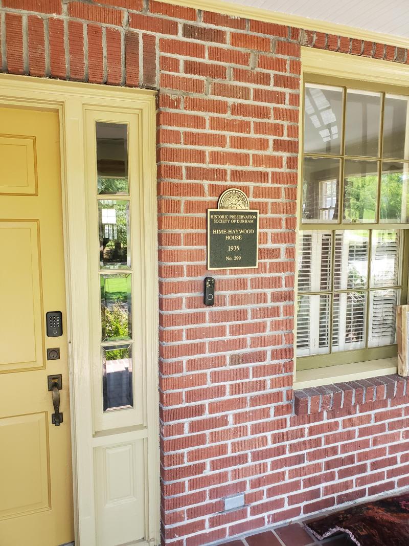 Picture of Preservation Durham Plaque on the Hime-Haywood House