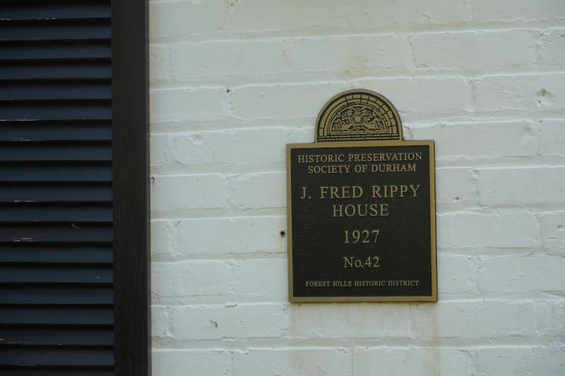 Picture of Preservation Durham Plaque on the J. Fred Rippy House