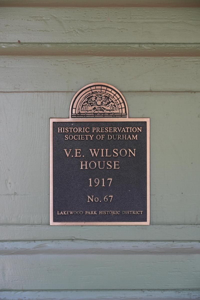 Picture of Preservation Durham Plaque on the V.E. Wilson House