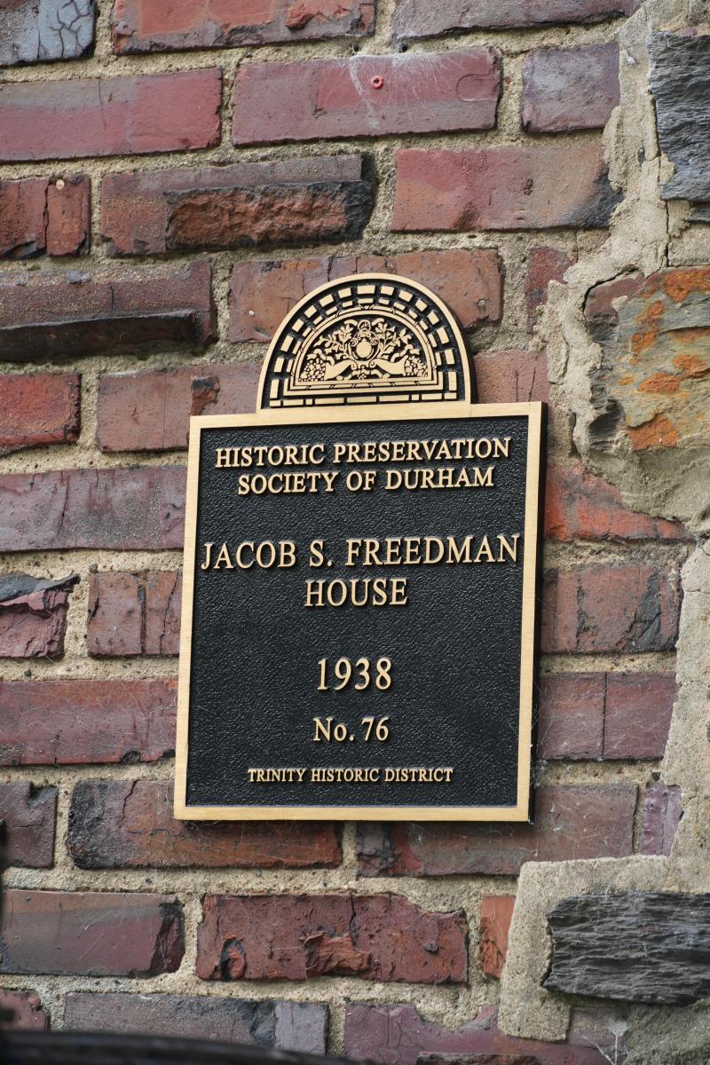 Picture of Preservation Durham Plaque on the Jacob S. Freedman House