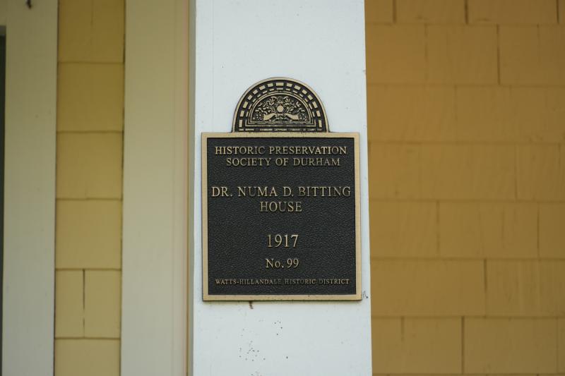 Picture of Preservation Durham Plaque on the Dr. Numa T. Bitting House