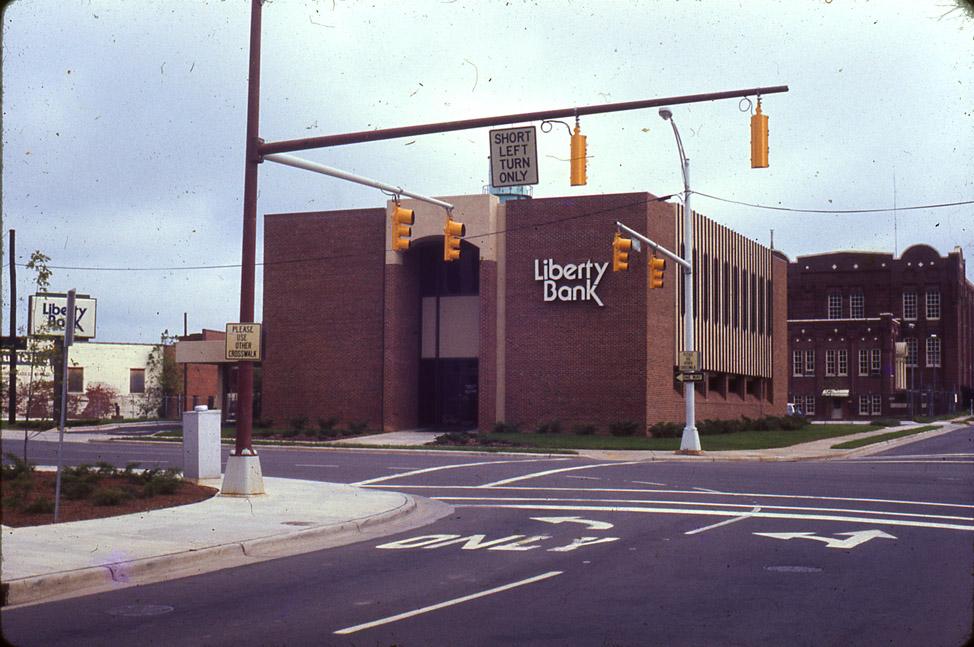 LibertyBank_MorrisandMorgan_July1975.jpeg