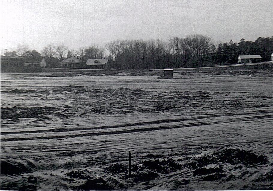 LakewoodShoppingCtr_grading1_1959.jpg
