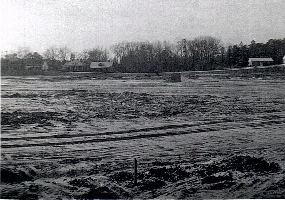 LakewoodShoppingCtr_grading1_1959.jpg