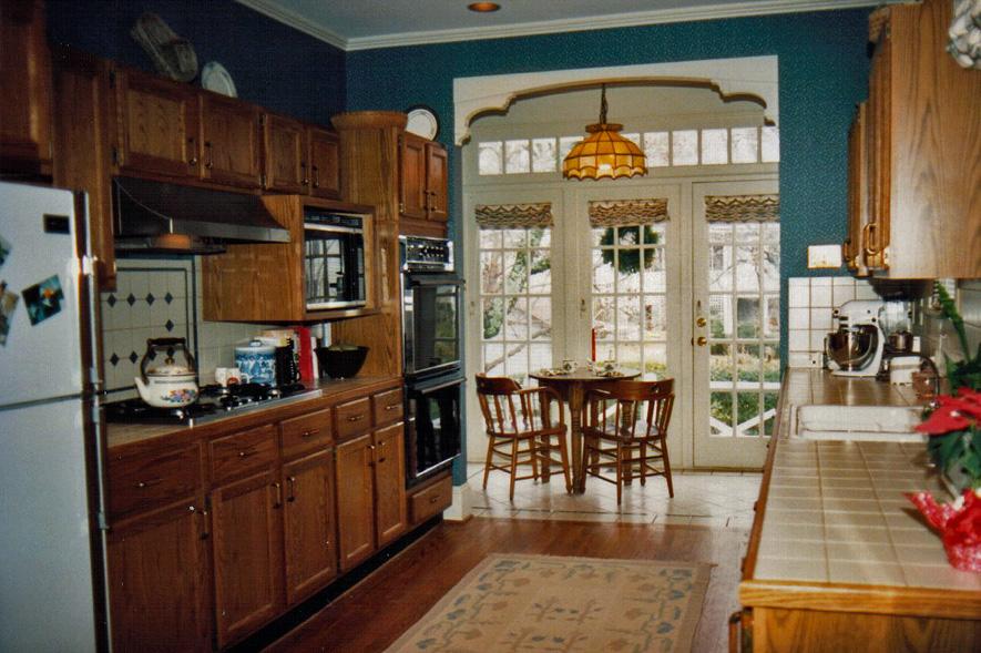 117WSeeman_KitchenBreakfastArea.jpg