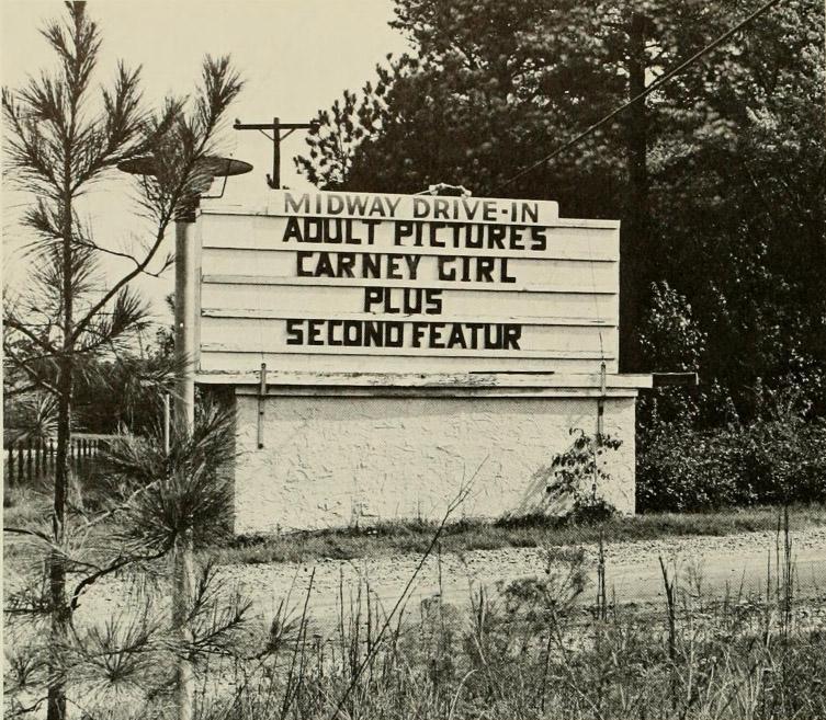 MidwayDriveIn_1971.jpg