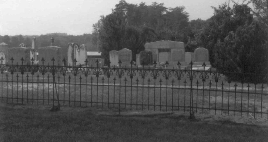 carringtonhousecemetery_ci.jpg