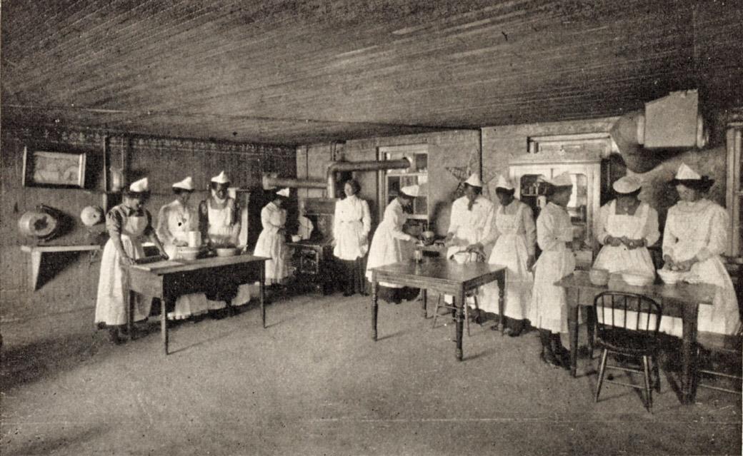 whitted_interior2_1913.jpg