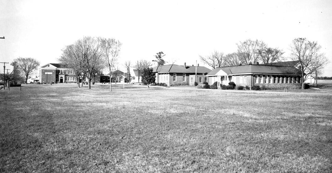 lowesgroveschool_1950s.jpg