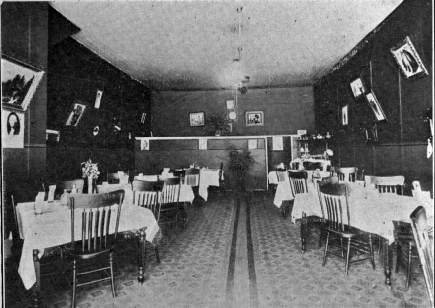 207Emain_interior_1910.jpg