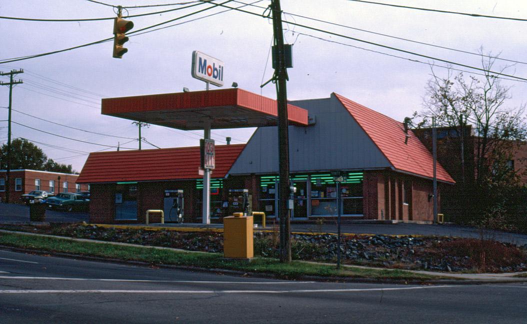 trinityfoodmart_1981.jpg