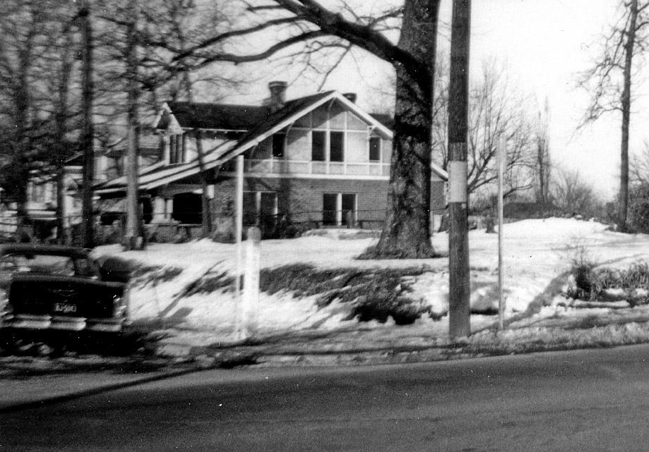 308Oakwood_1966.jpg