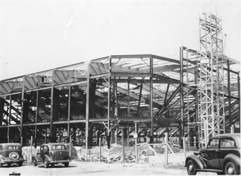 dukeindoorstadium_1_1939.jpg