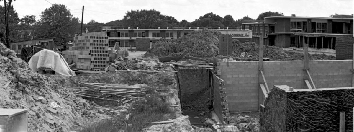 holidayinnconstruction_pano_1959.jpg