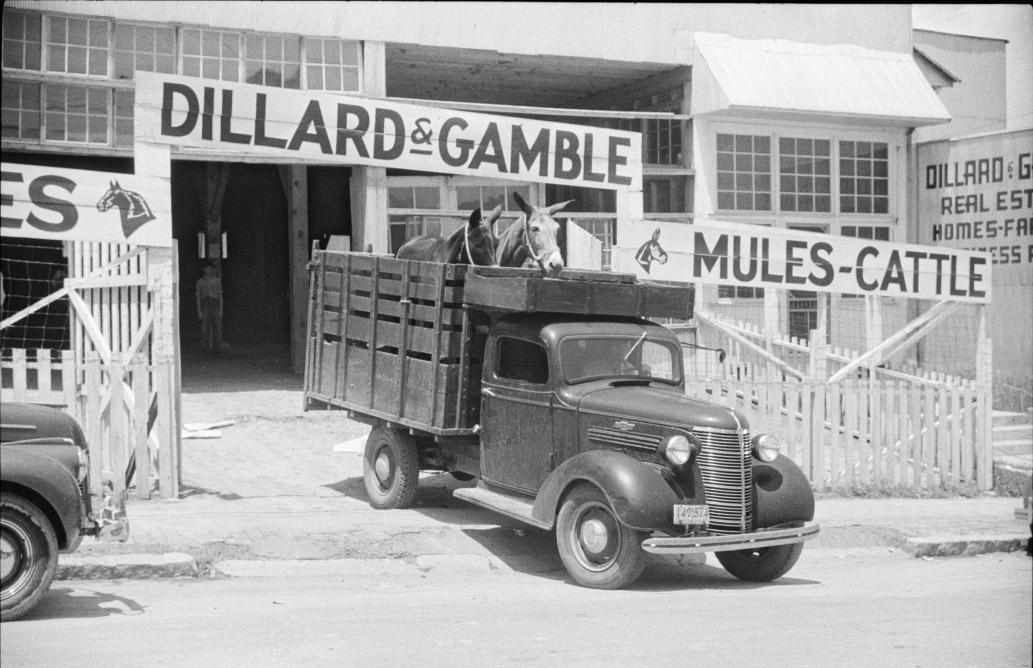 DillardandGamble_1939.jpg