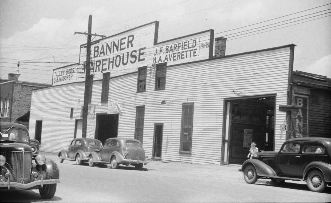 bannerwarehouse_1939.jpg