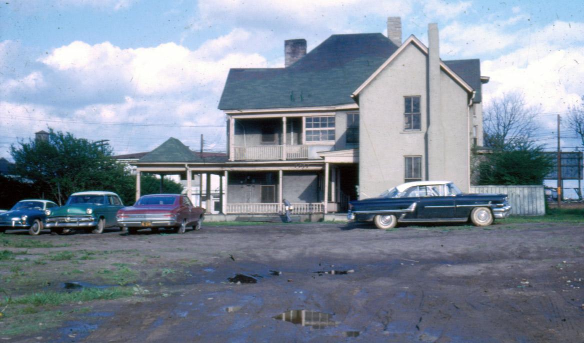 merrickhouse_early1960s.jpg