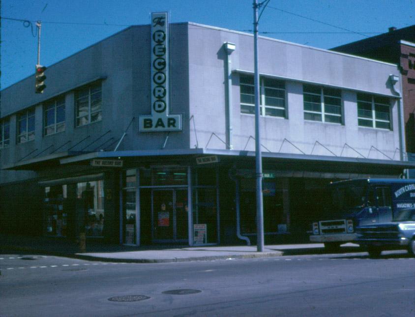 recordbar_early1960s.jpg